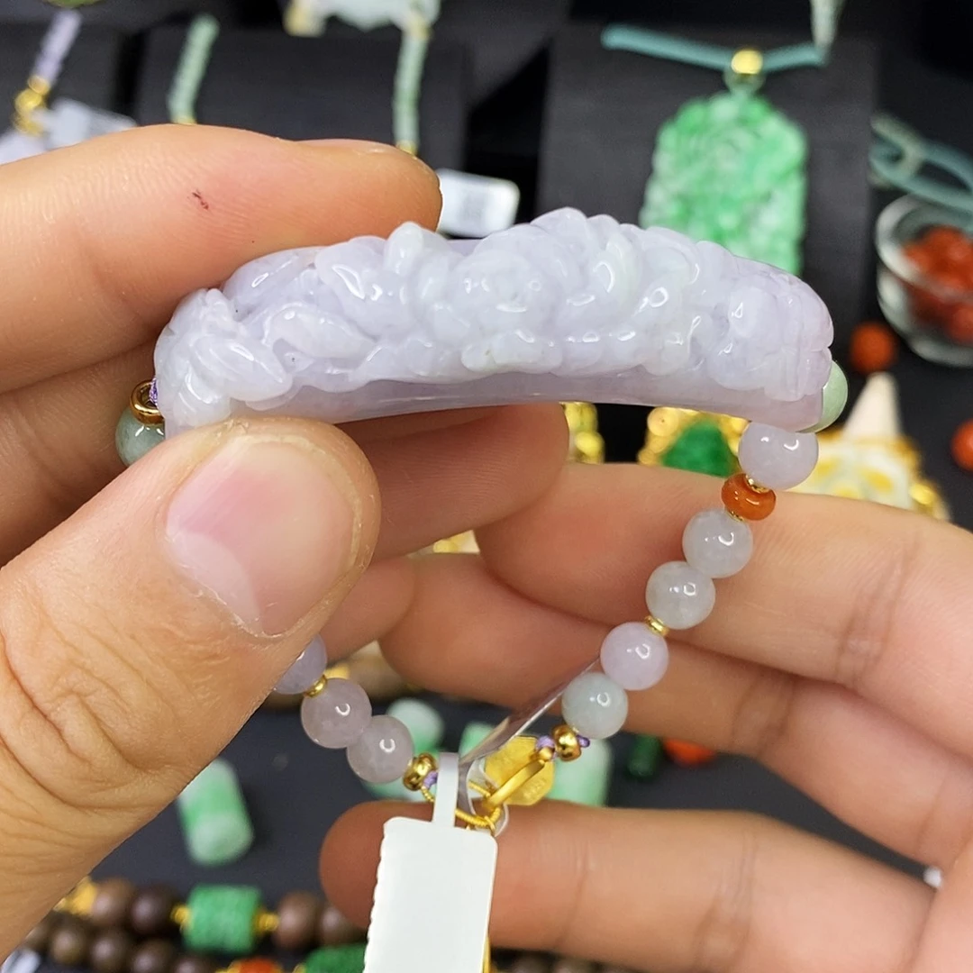 颈饰未镶嵌翡翠手链