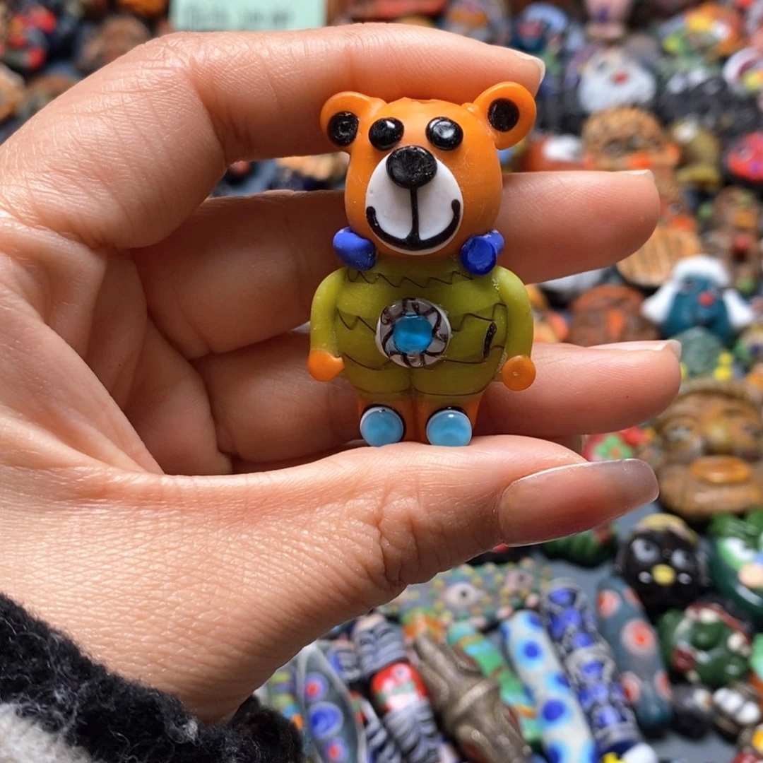 琉璃颈饰印度尼西亚小熊