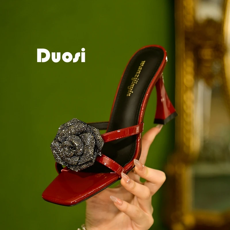 【DUOSI】8cm水钻花朵一字拖鞋女夏爆款细跟高跟鞋方头凉拖鞋785