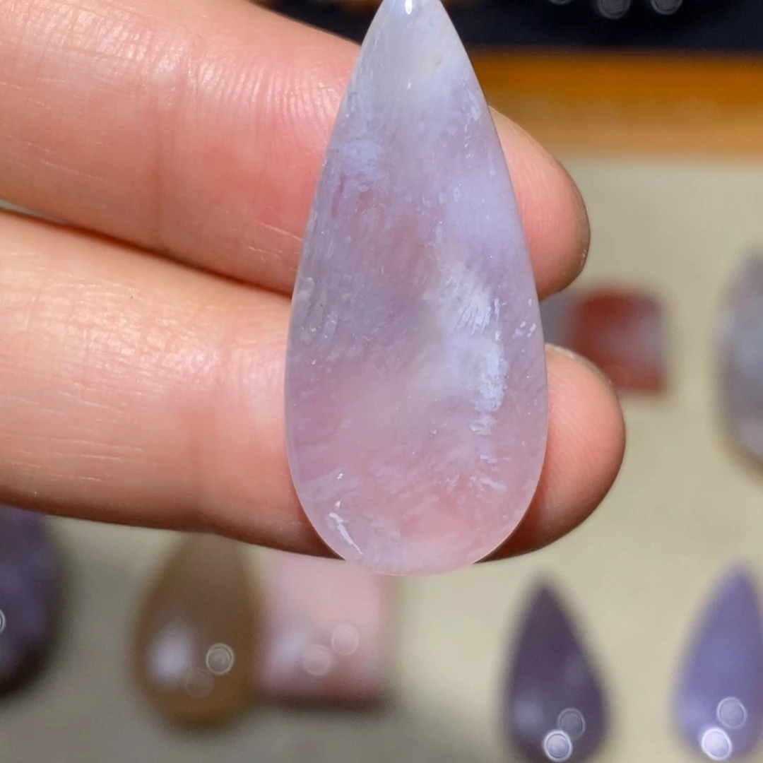 【闪购商品】硅化玉颈饰未镶嵌