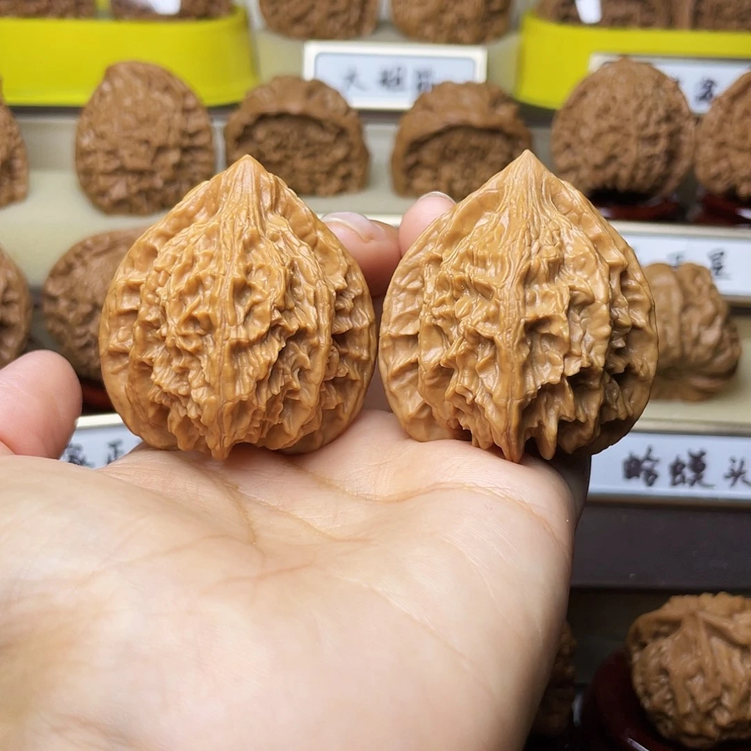 把件文玩核桃来**弟灯笼42左右