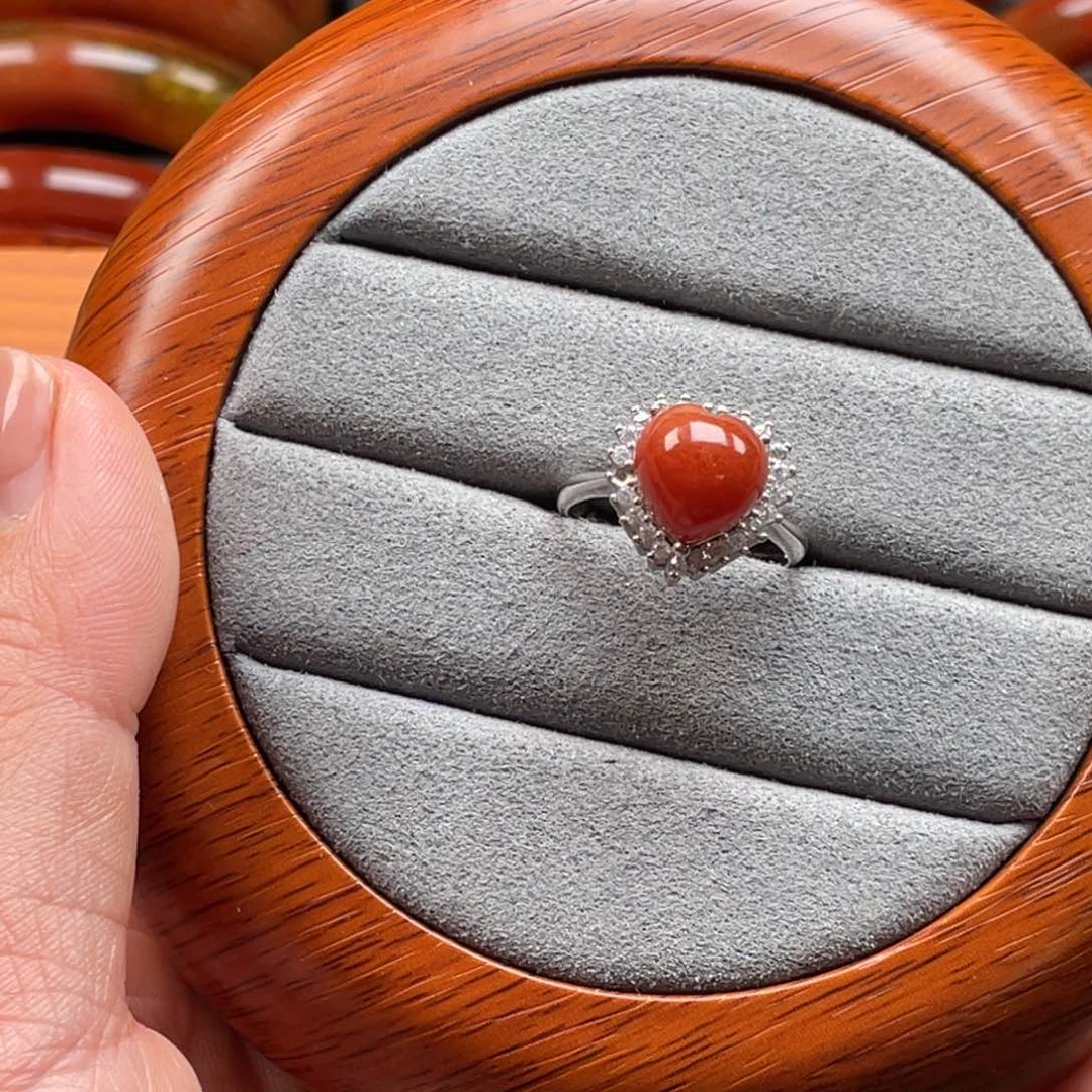 银S925镶嵌蛇纹石玉戒指