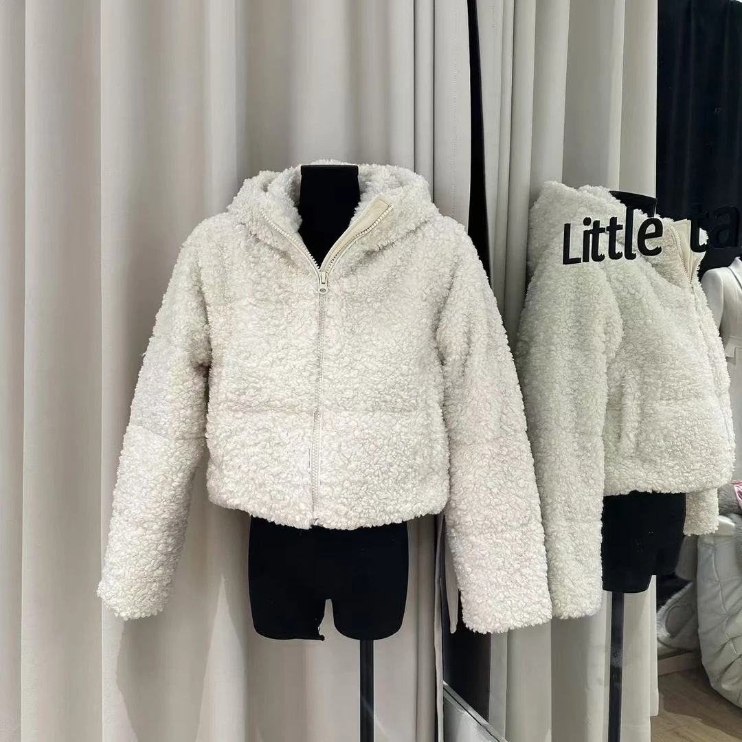 一只雪雪【雪雪自留款】新款秋冬气质可爱减龄胖乎乎白色棉服外套