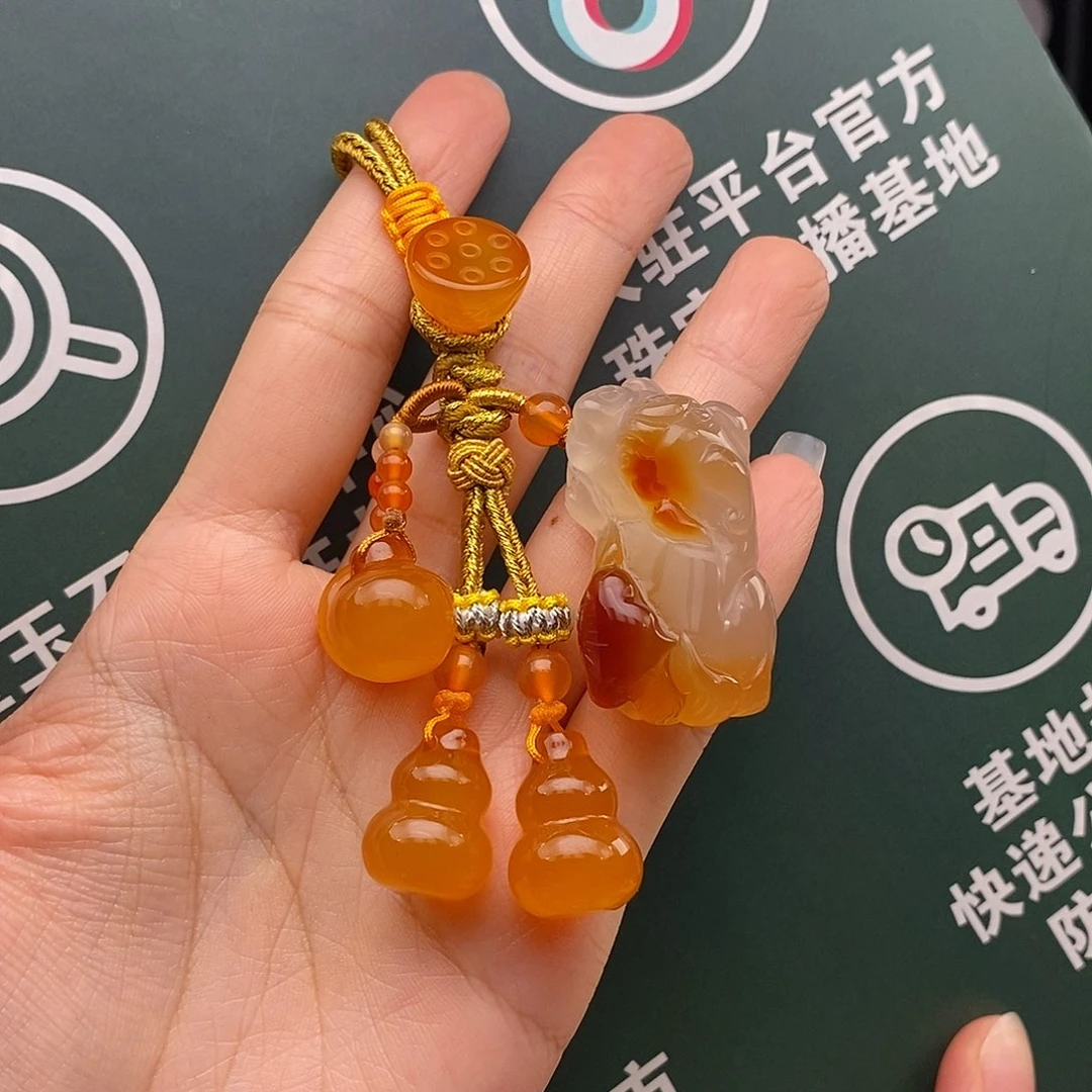 红***玛瑙/玉髓未镶嵌车挂
