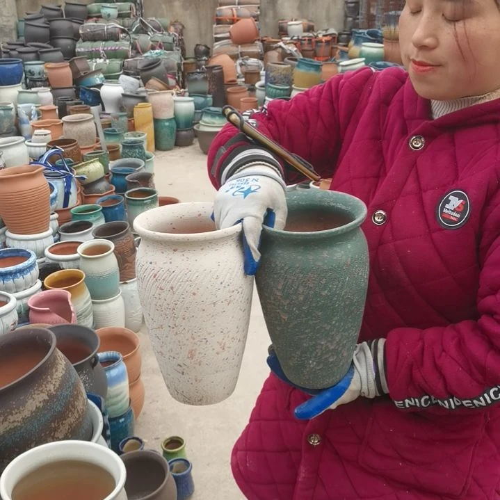 红陶口15高25两个盆子