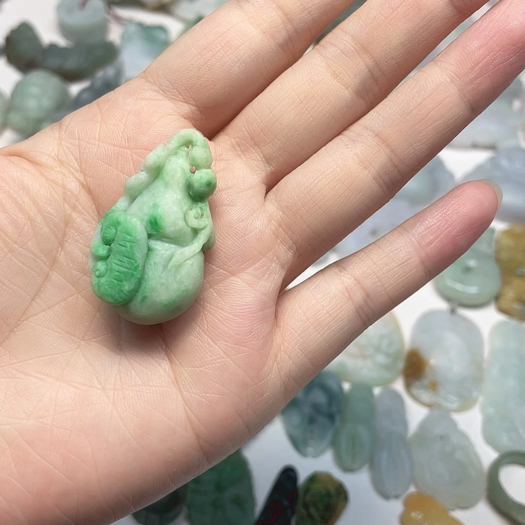 定制翡翠未镶嵌翡翠