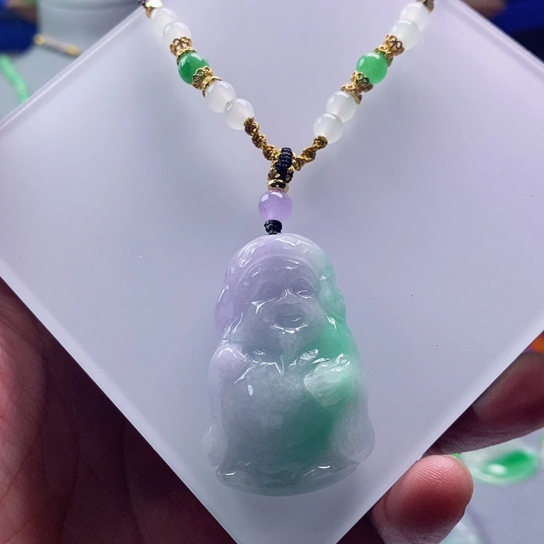 翡翠未镶嵌吊坠(赠链)