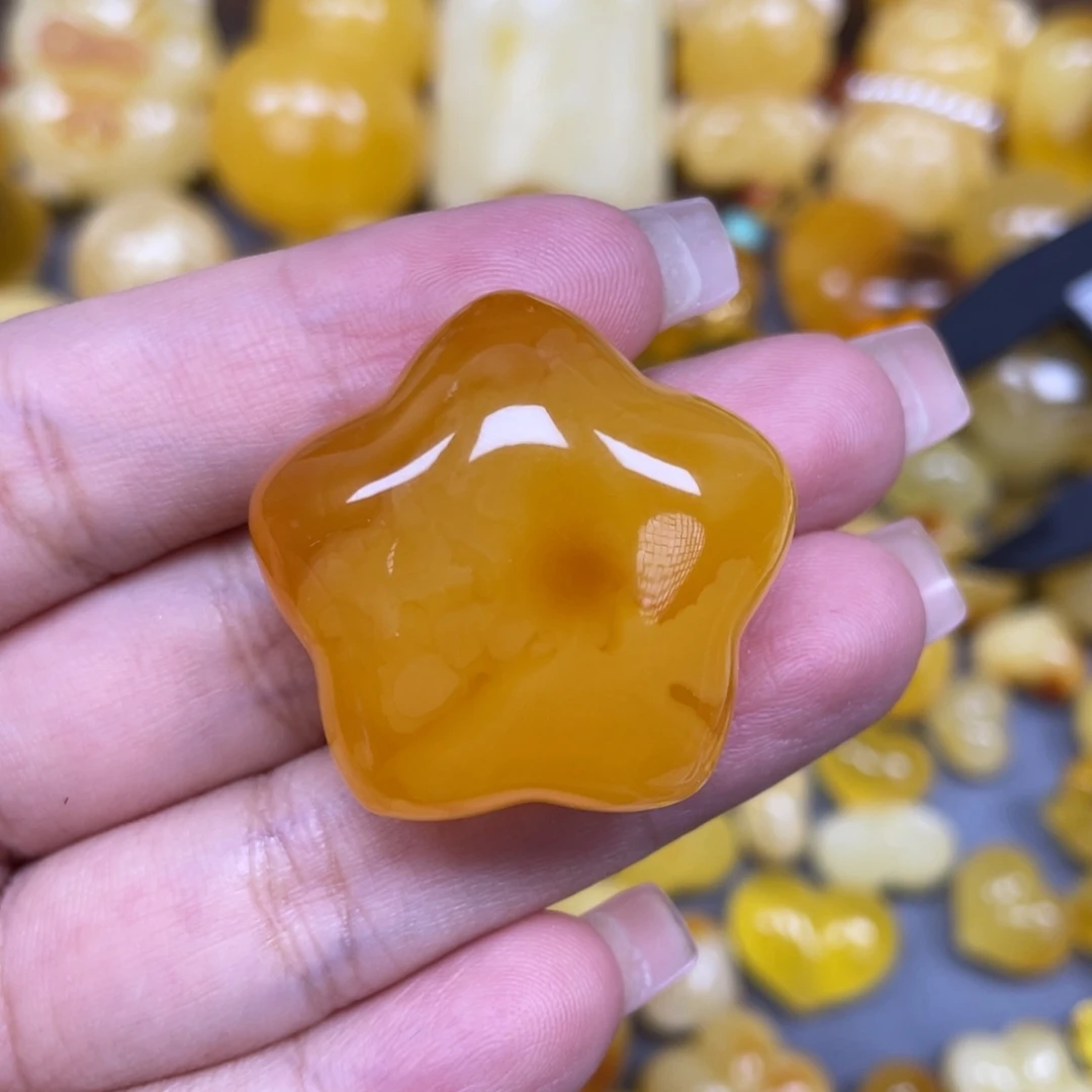 琥珀未镶嵌珠宝奇石