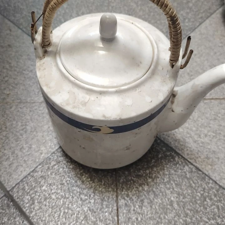 瓷片陶瓷盘子碗啥都有