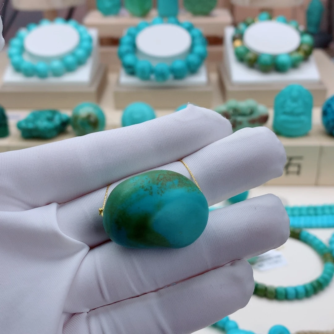 绿松石未镶嵌挂件