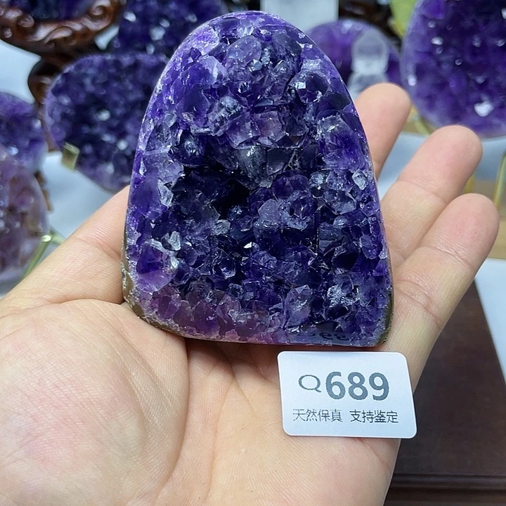 水晶未镶嵌大型摆件（非配饰）