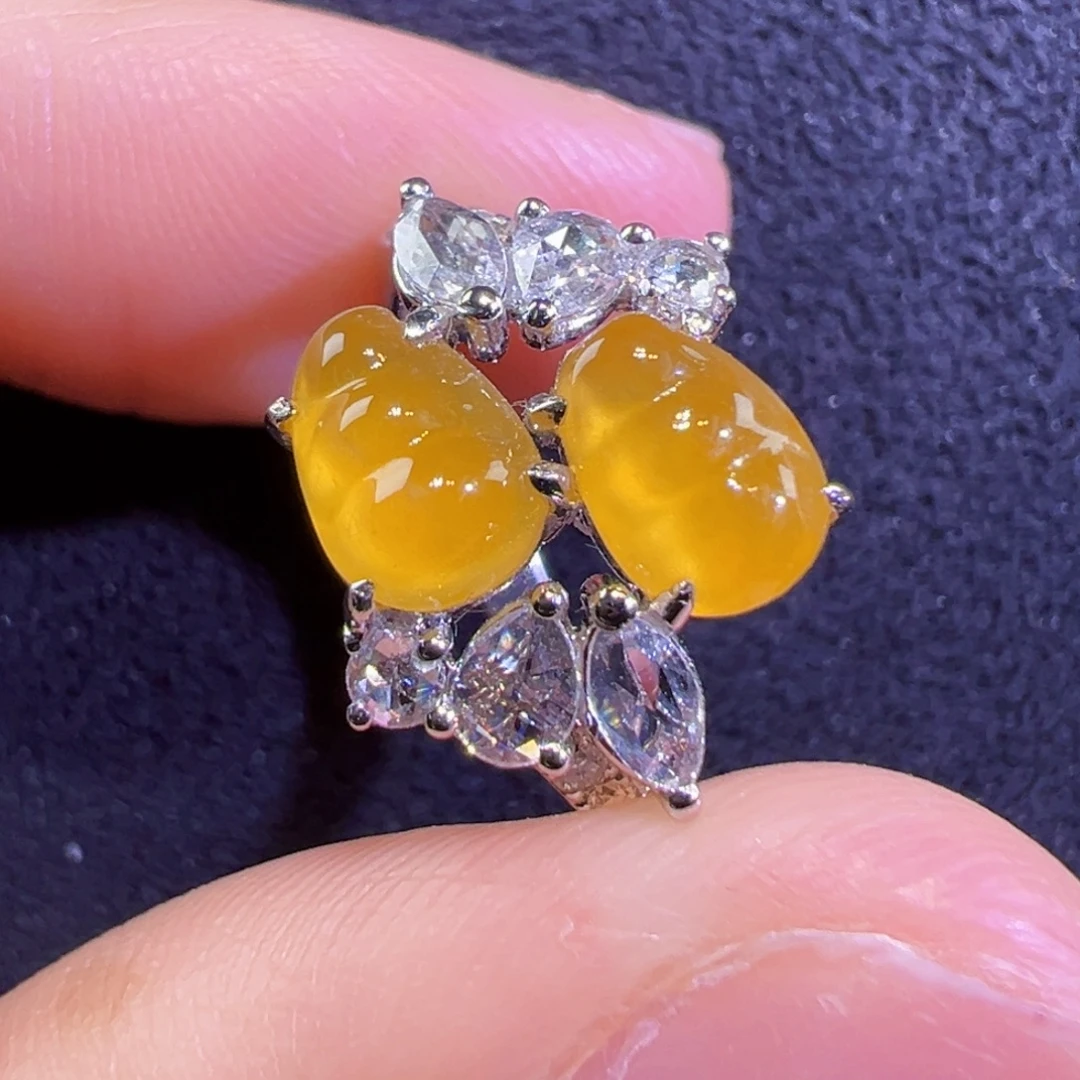 翡翠戒指18K金镶嵌戒指