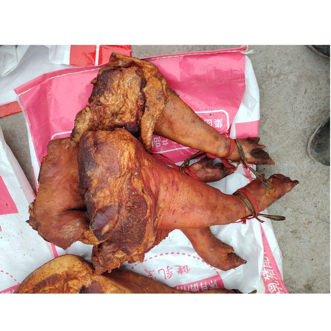 一年半放养藏香猪鲜猪肉/高山土猪跑山猪藏香猪红苕猪