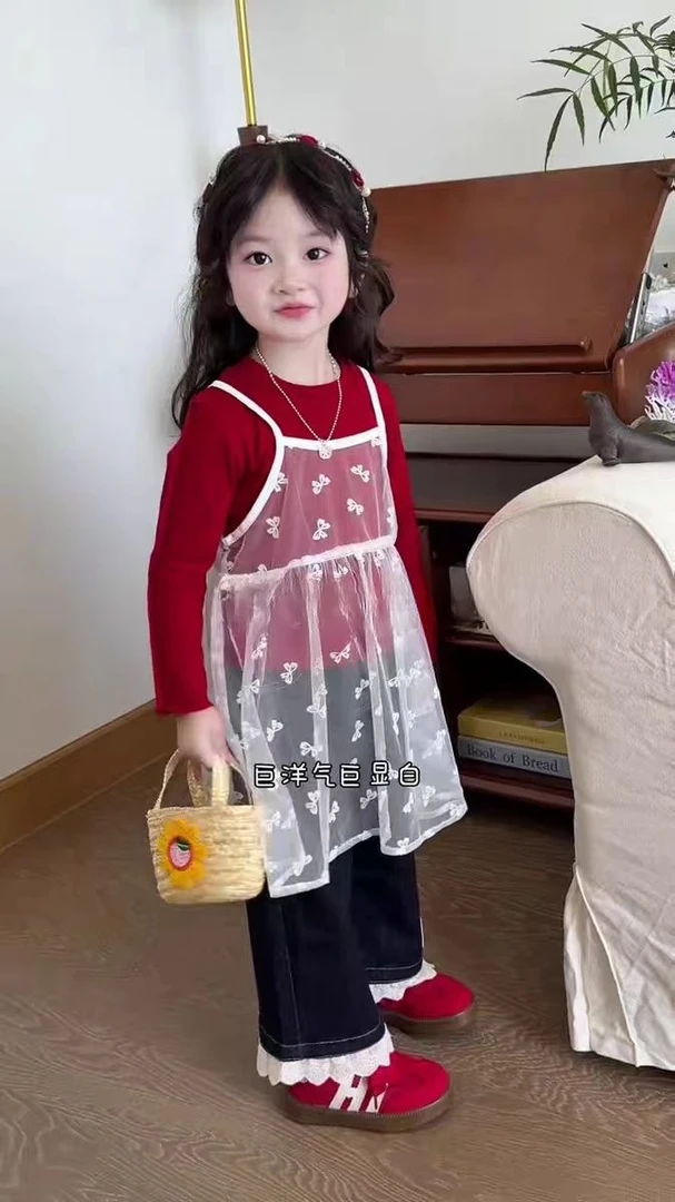 女宝秋季韩系套装2025新款儿童洋气时髦网纱吊带裙长袖牛仔裤三件