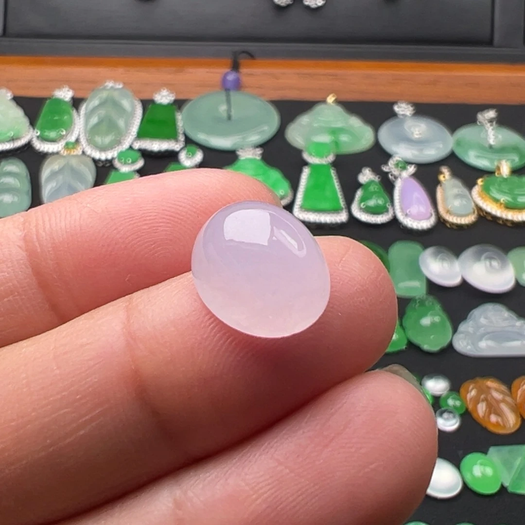 翡翠颈饰未镶嵌蛋12.2