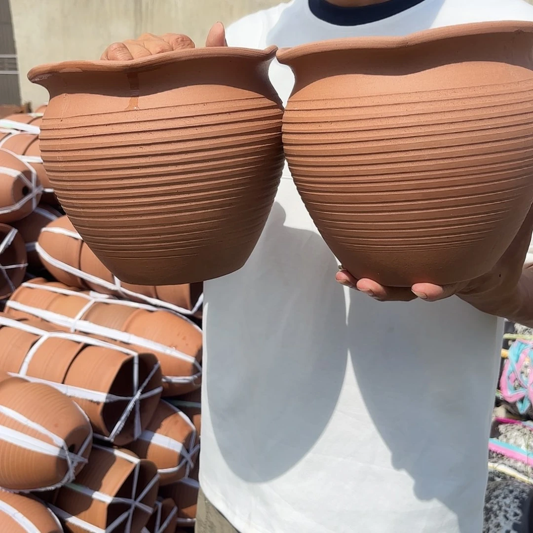 红陶两个口径20高度18