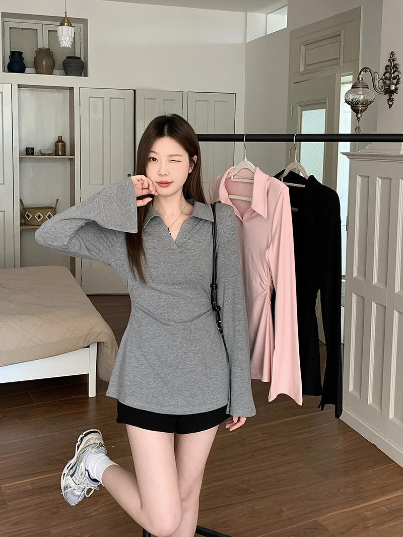 2025春装新款大码女胖mm收腰显瘦v领设计感喇叭袖T恤长袖上衣