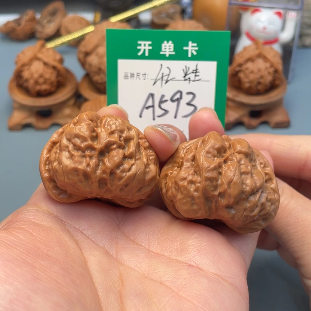 吊坠桃核文玩核桃
