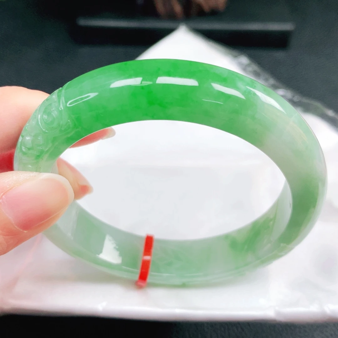 翡翠未镶嵌手镯57圈