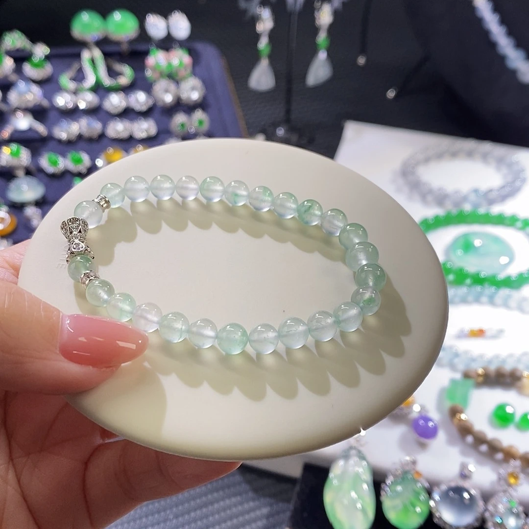 翡翠把件未镶嵌单圈