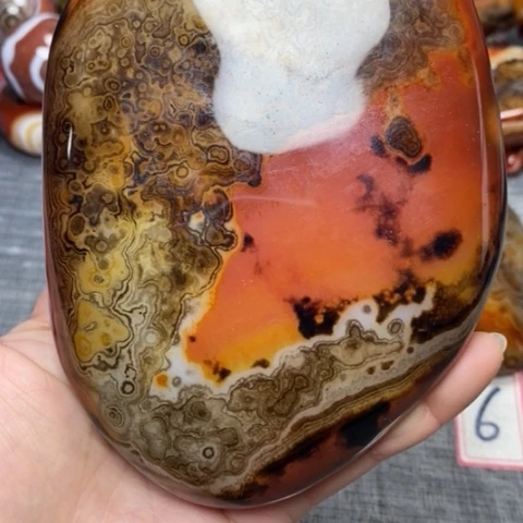 玛瑙/玉髓珠宝奇石未镶嵌牛**坤