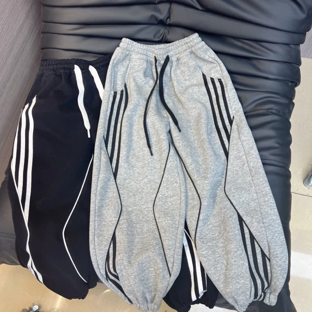 男童休闲卫裤2025春秋款中大男童洋气休闲裤百搭洋气宽松长裤酷帅