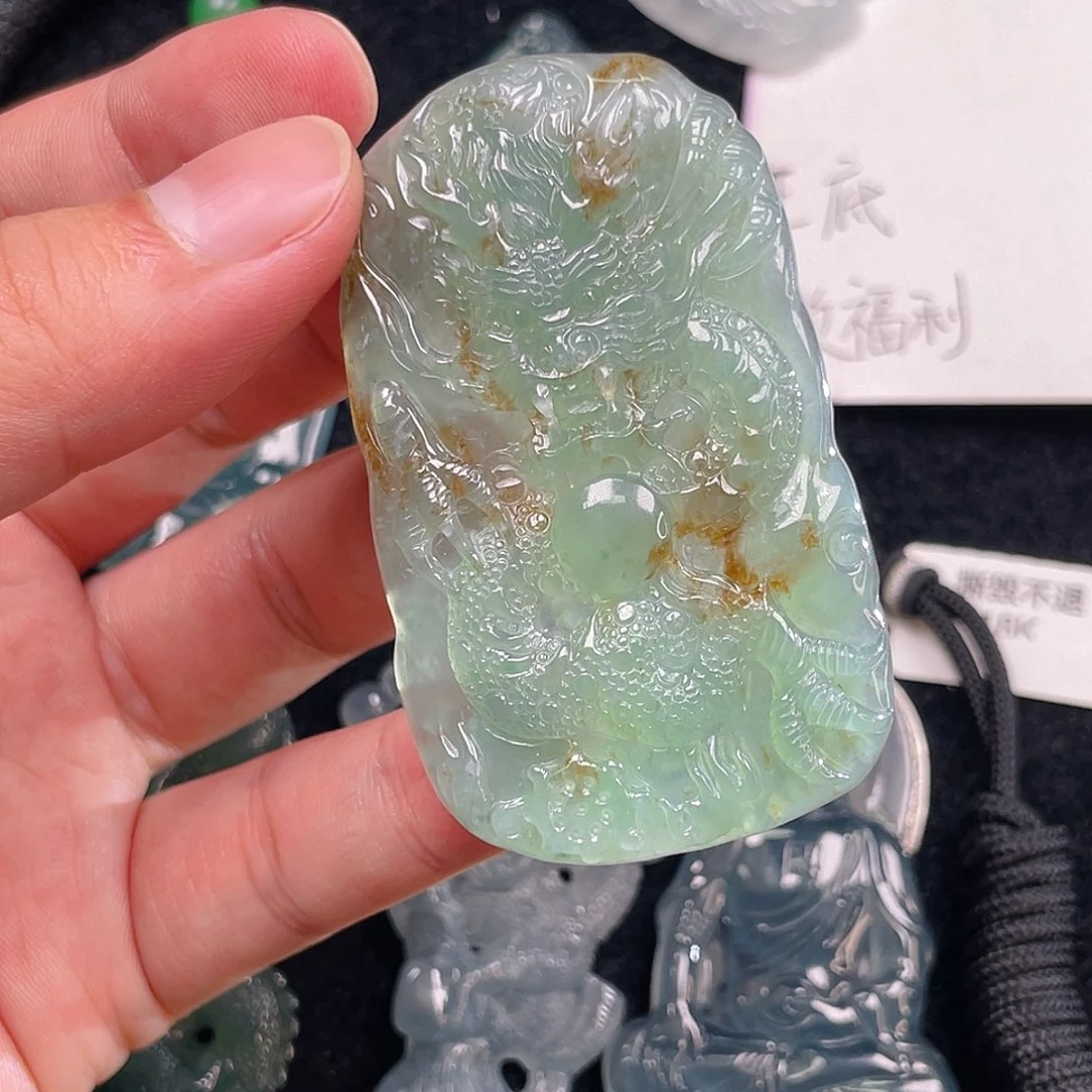 颈饰未镶嵌翡翠6，