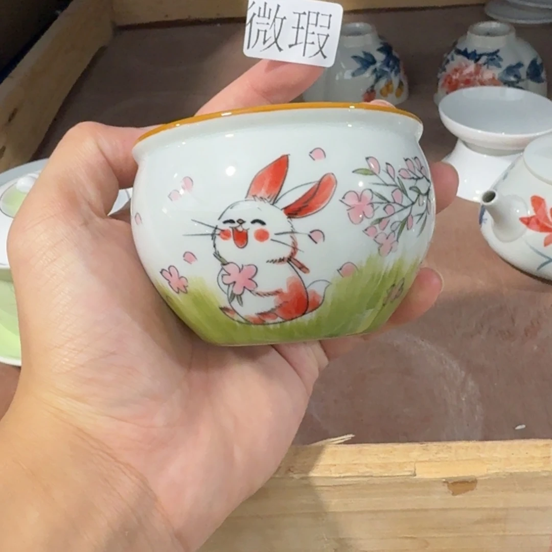 釉下手绘茶具微瑕