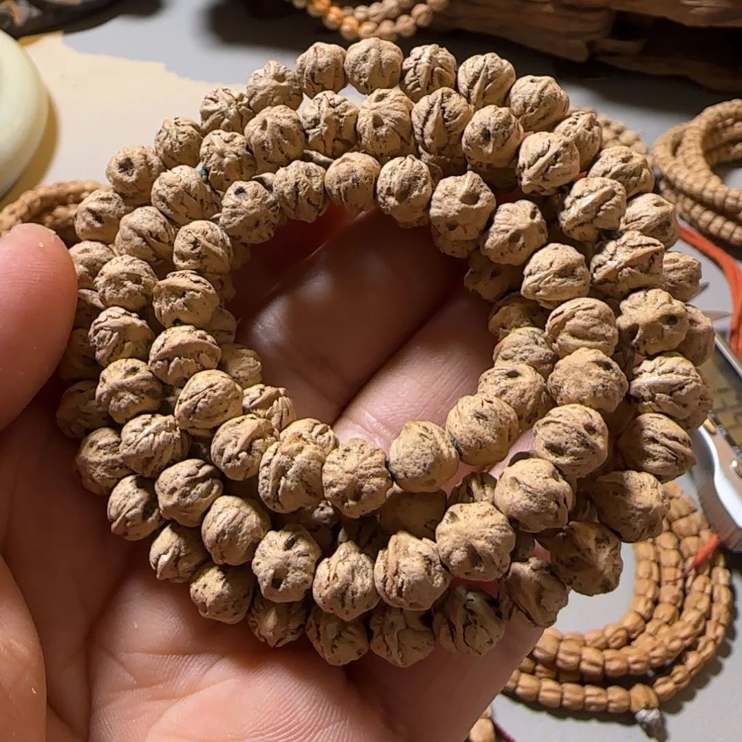 柏香籽/百香籽吊坠热****杨