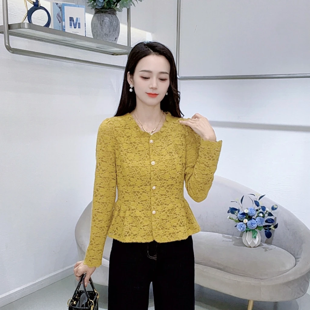 A8821法式气质圆领蕾丝衬衫女秋季新款修身显瘦甜美减龄洋气上衣