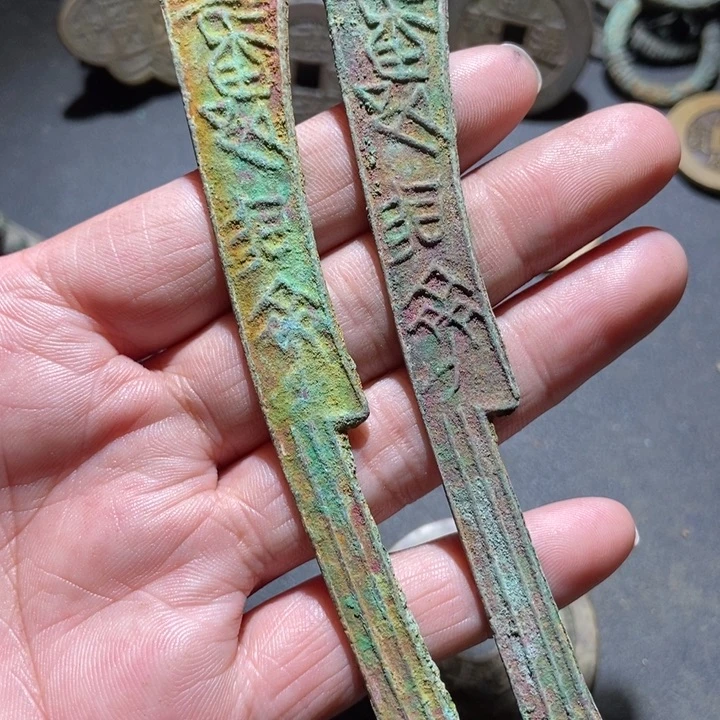 用***5铜现代工艺品防制品