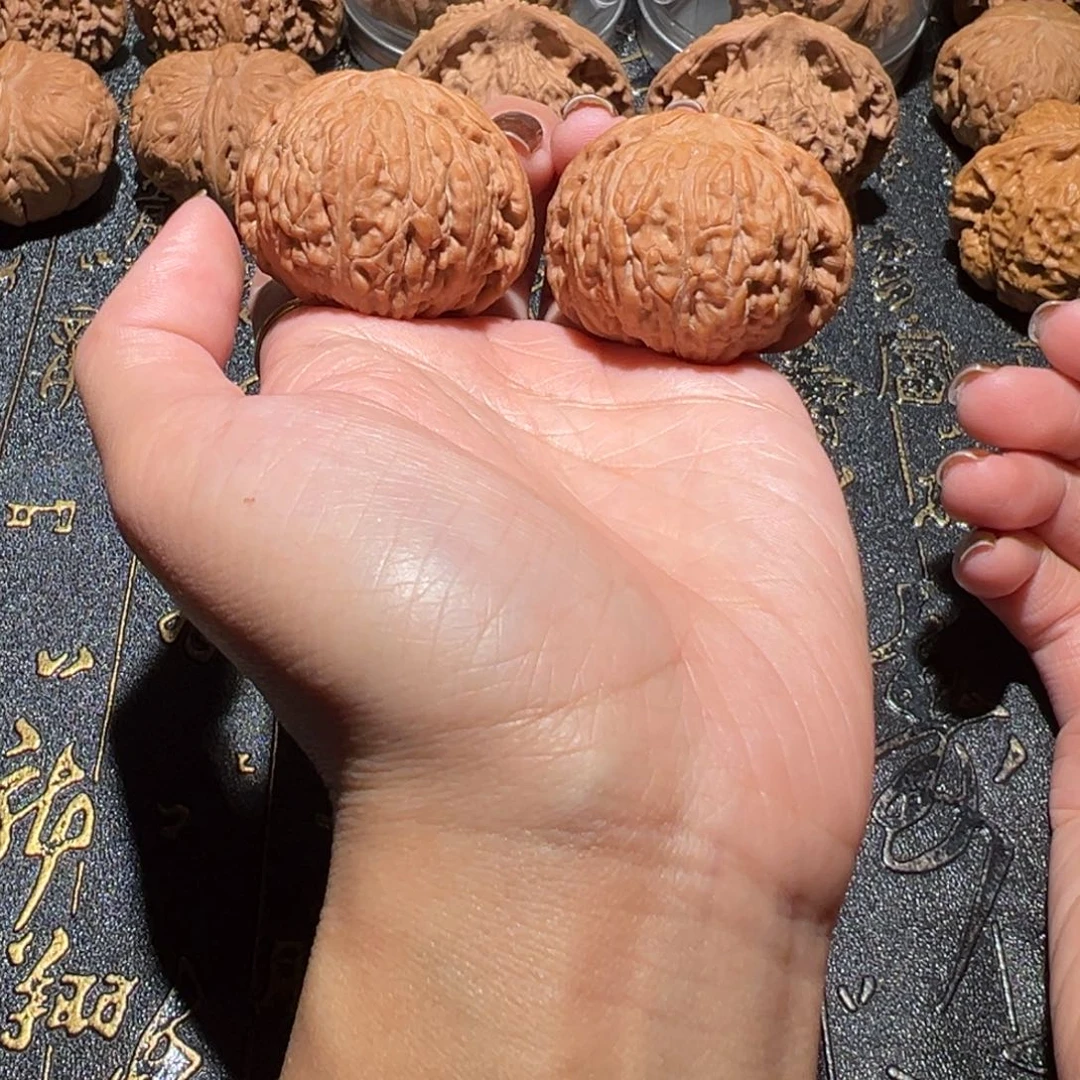 吊坠文玩核桃泥鳅背40手把件150