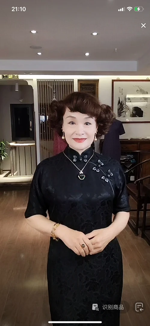 黑色蝴蝶花花罗立领偏襟五分袖旗袍