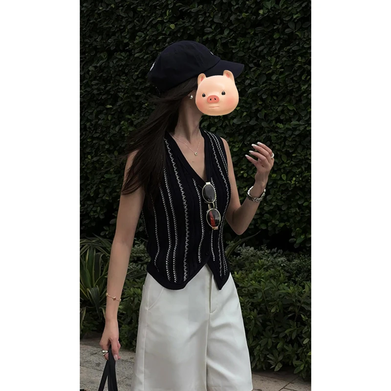 法式V领镂空冰丝针织背心女夏季外穿设计感小众修身无袖马甲上衣