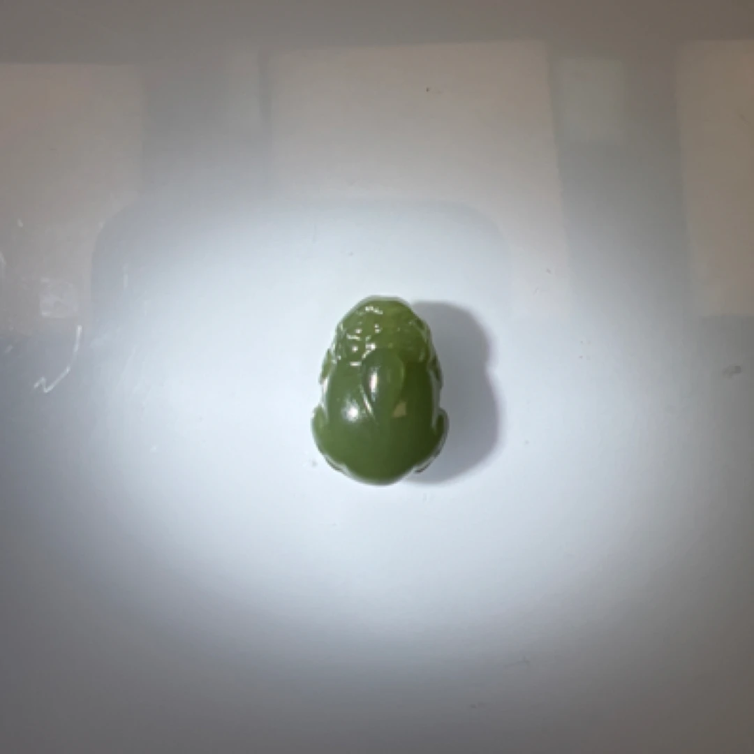 和田玉卡17-12mm通孔貔貅编号037