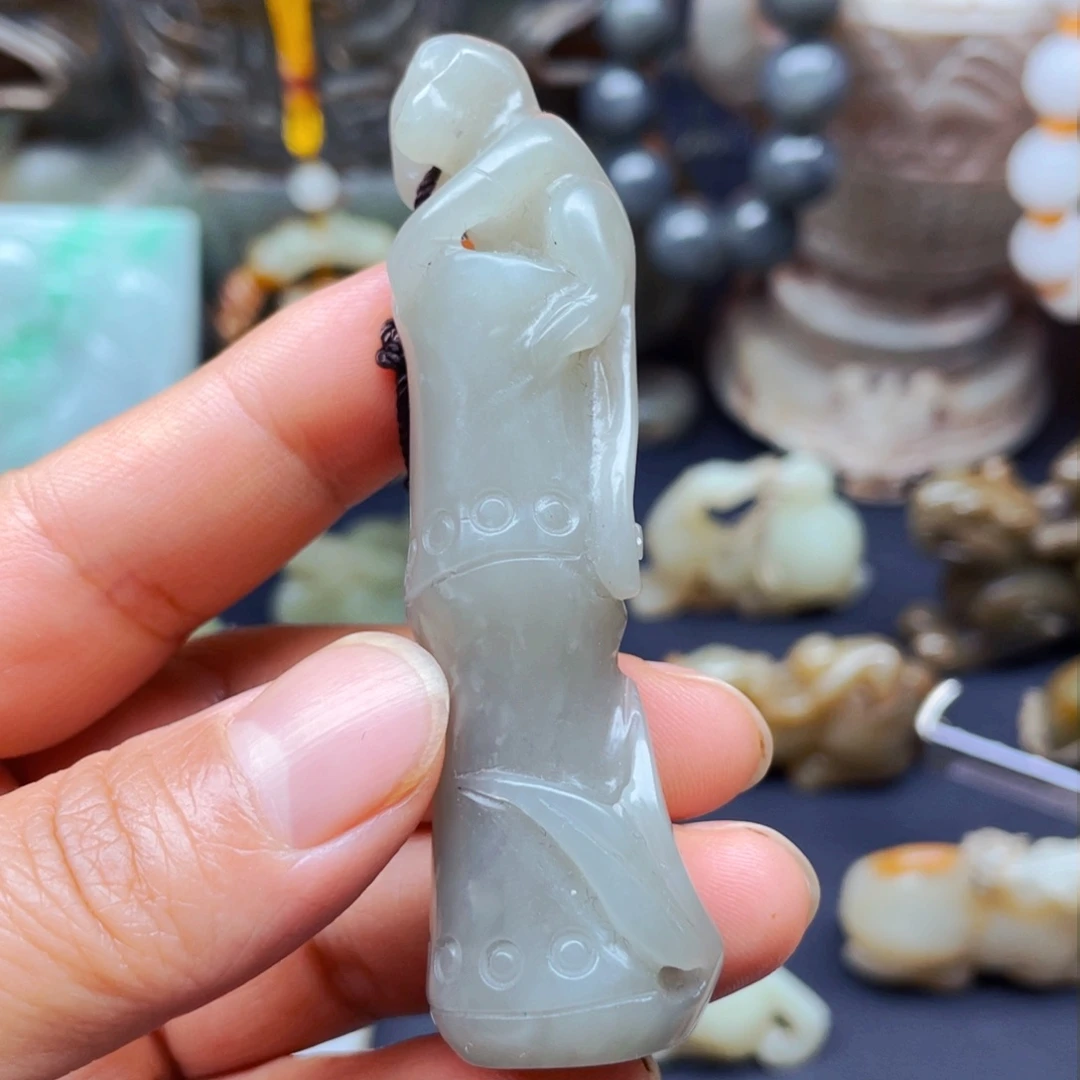 白玉菩提吊坠摆件