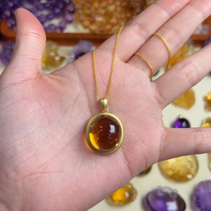 水晶吊坠(赠链)银S925镶嵌第**