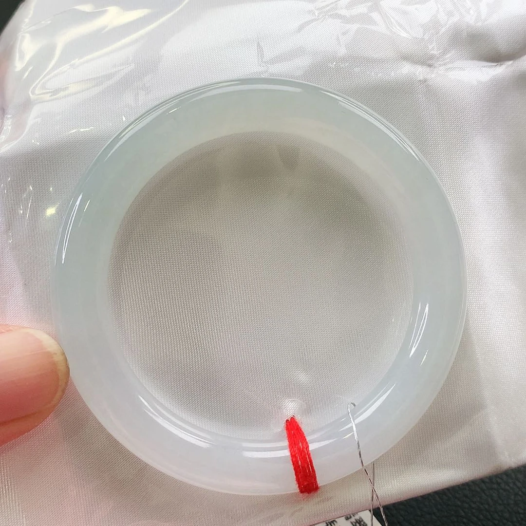 未镶嵌手镯翡翠天然翡翠手镯