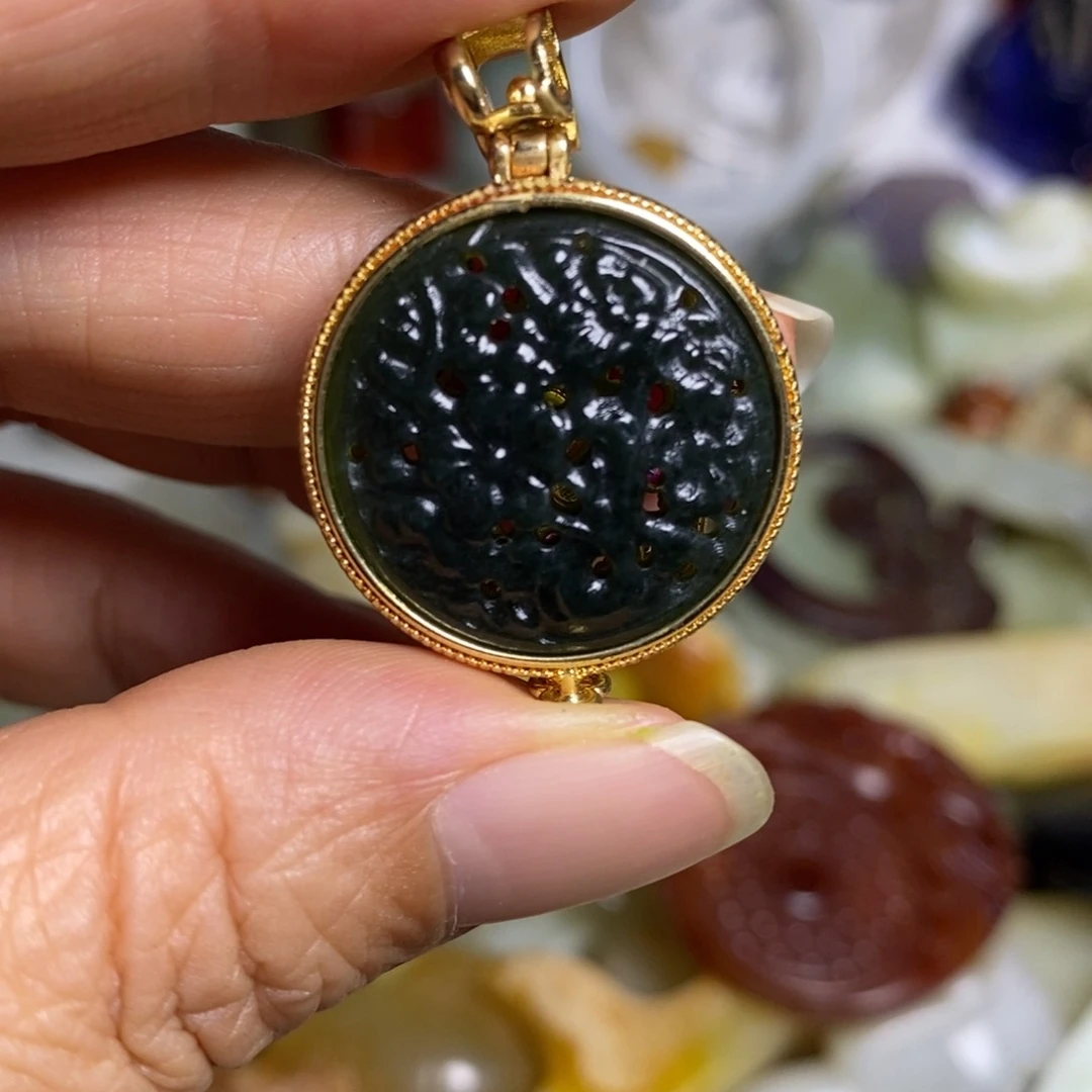 和田玉（糖玉）未镶嵌颈饰