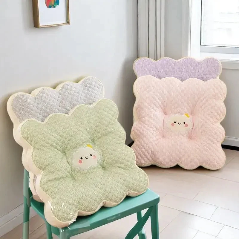 可爱坐垫冬季加厚学生宿舍教室办公室久坐屁股椅子垫座垫屁垫沙发