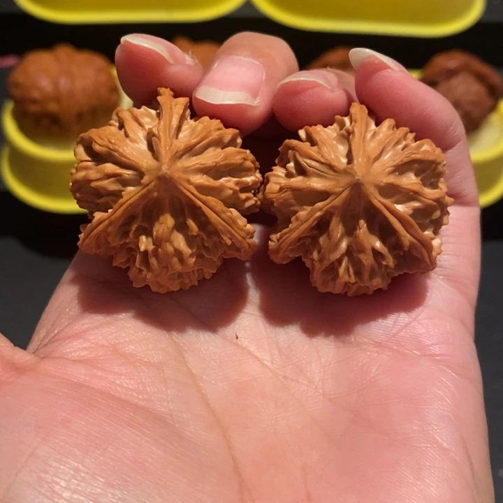 文玩核桃34尺七山三棱