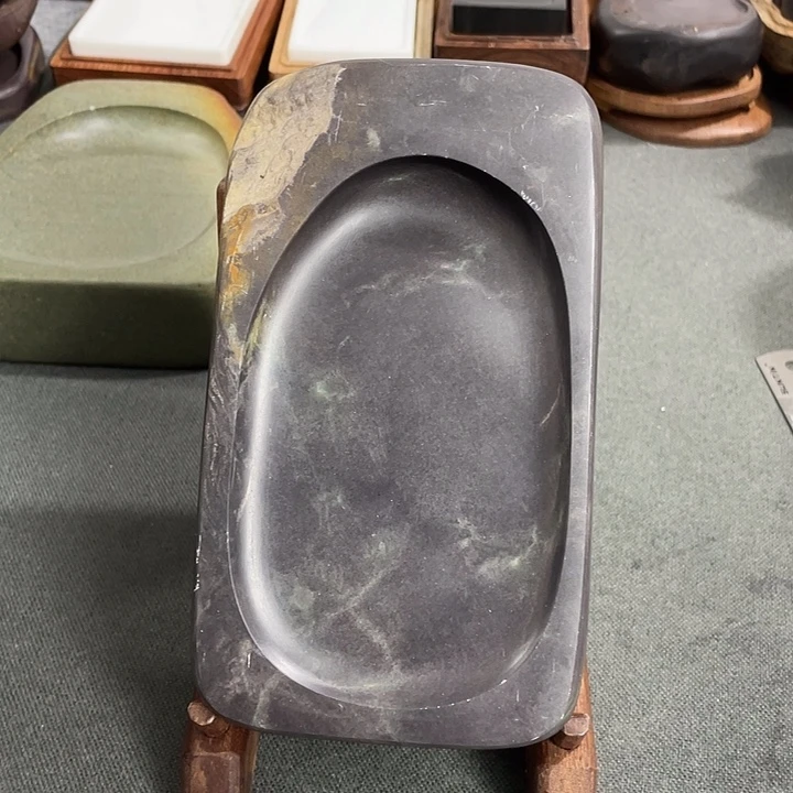 广东肇庆原石端砚