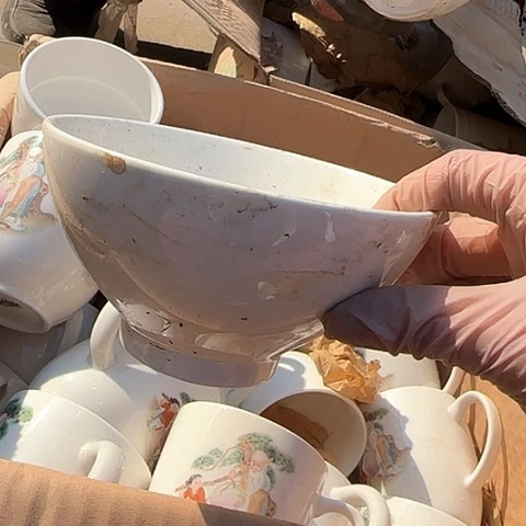 瓷片慧*国营厂库存微瑕14cm