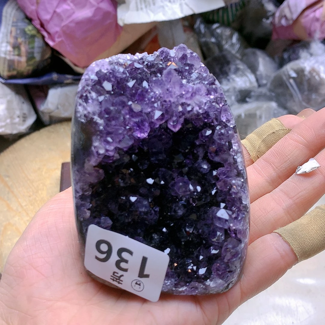 紫晶大型摆件（非配饰）未镶嵌