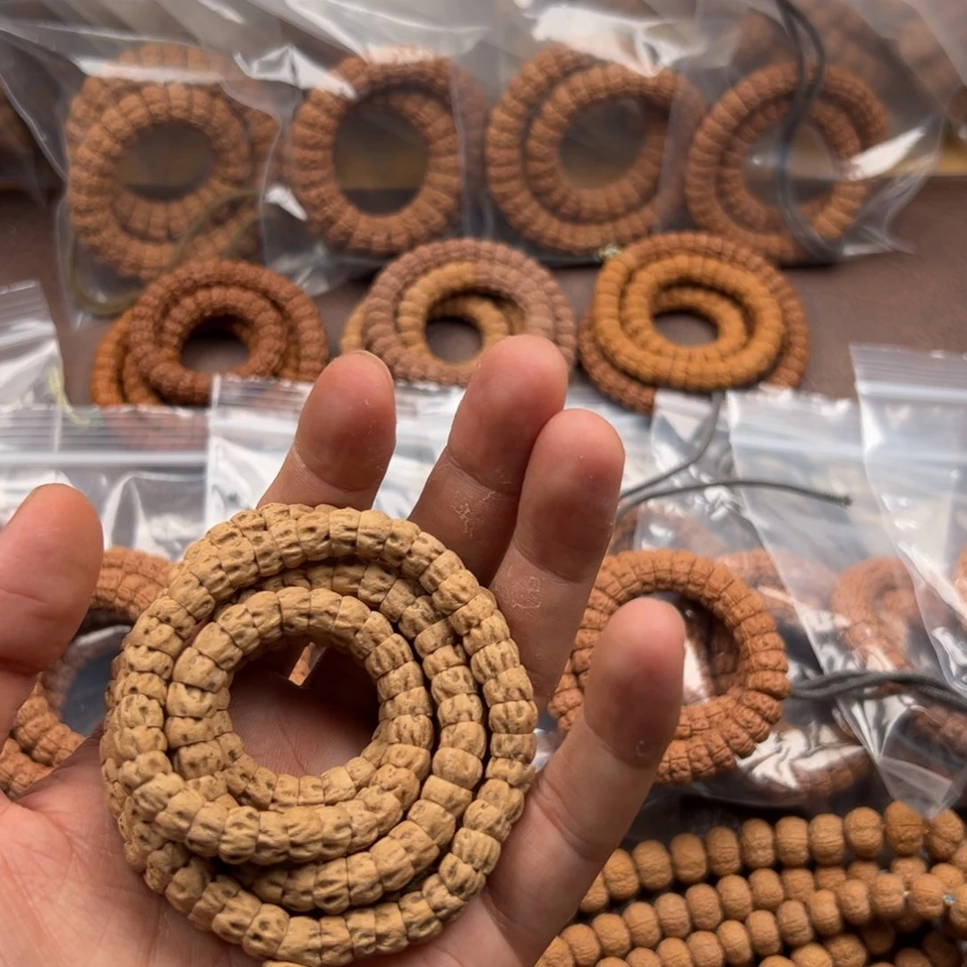 金刚菩提吊坠百香大肠…..