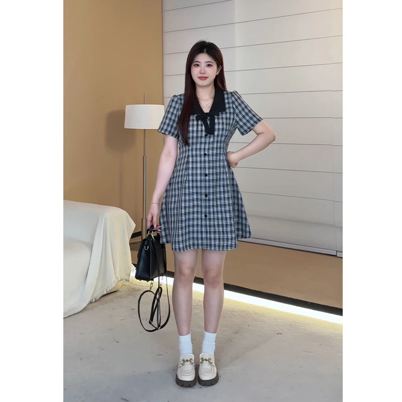 琦琦微胖定制【NA004】夏季时尚减龄娃娃领格纹连衣裙