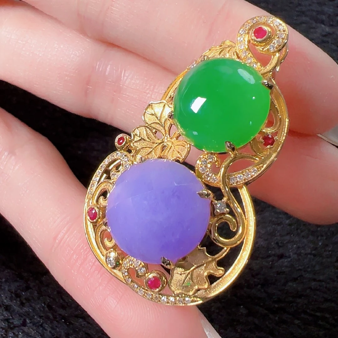 翡翠18K金镶嵌颈饰签收后24小时鉴赏期，过时不退