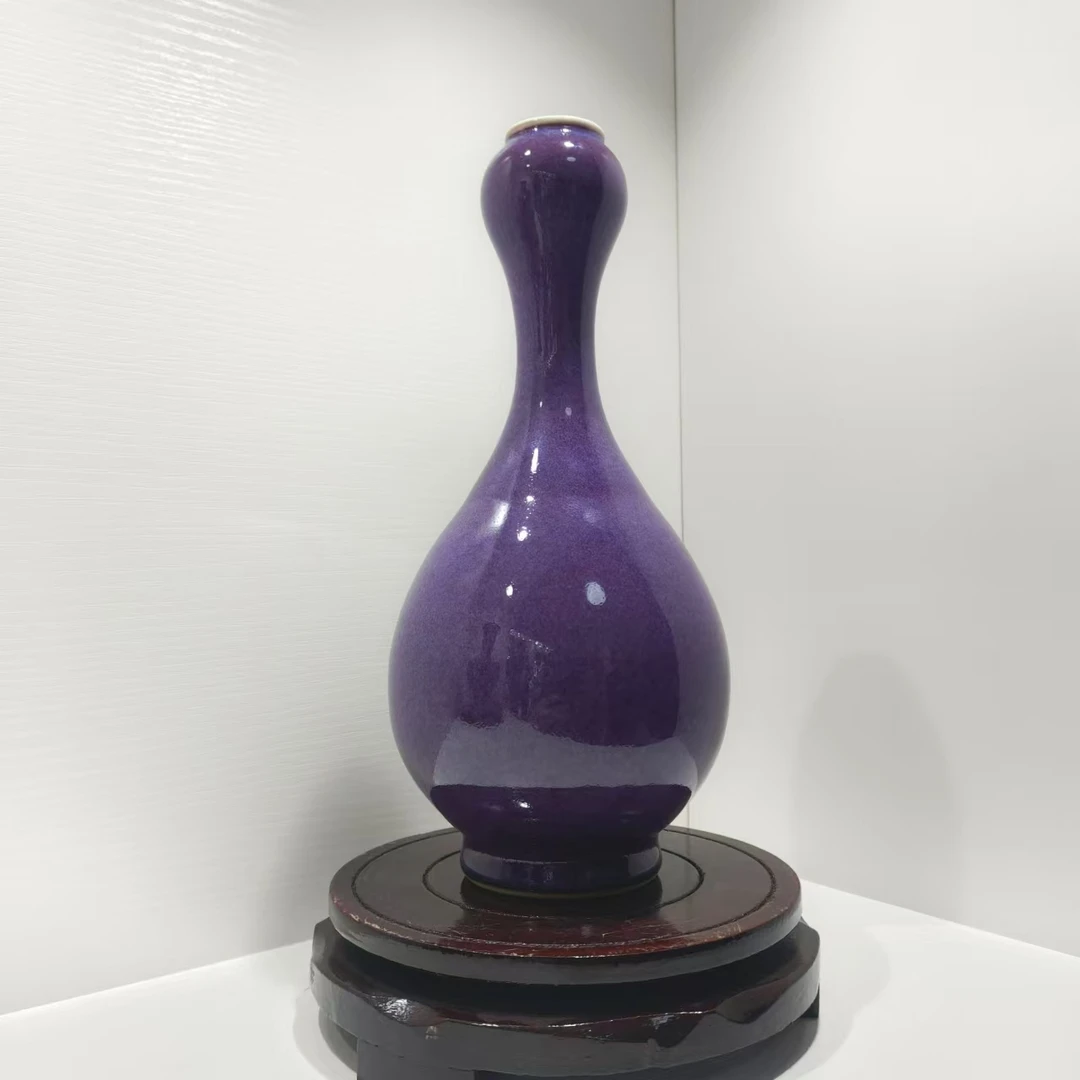 景德镇陶瓷紫釉蒜头瓶