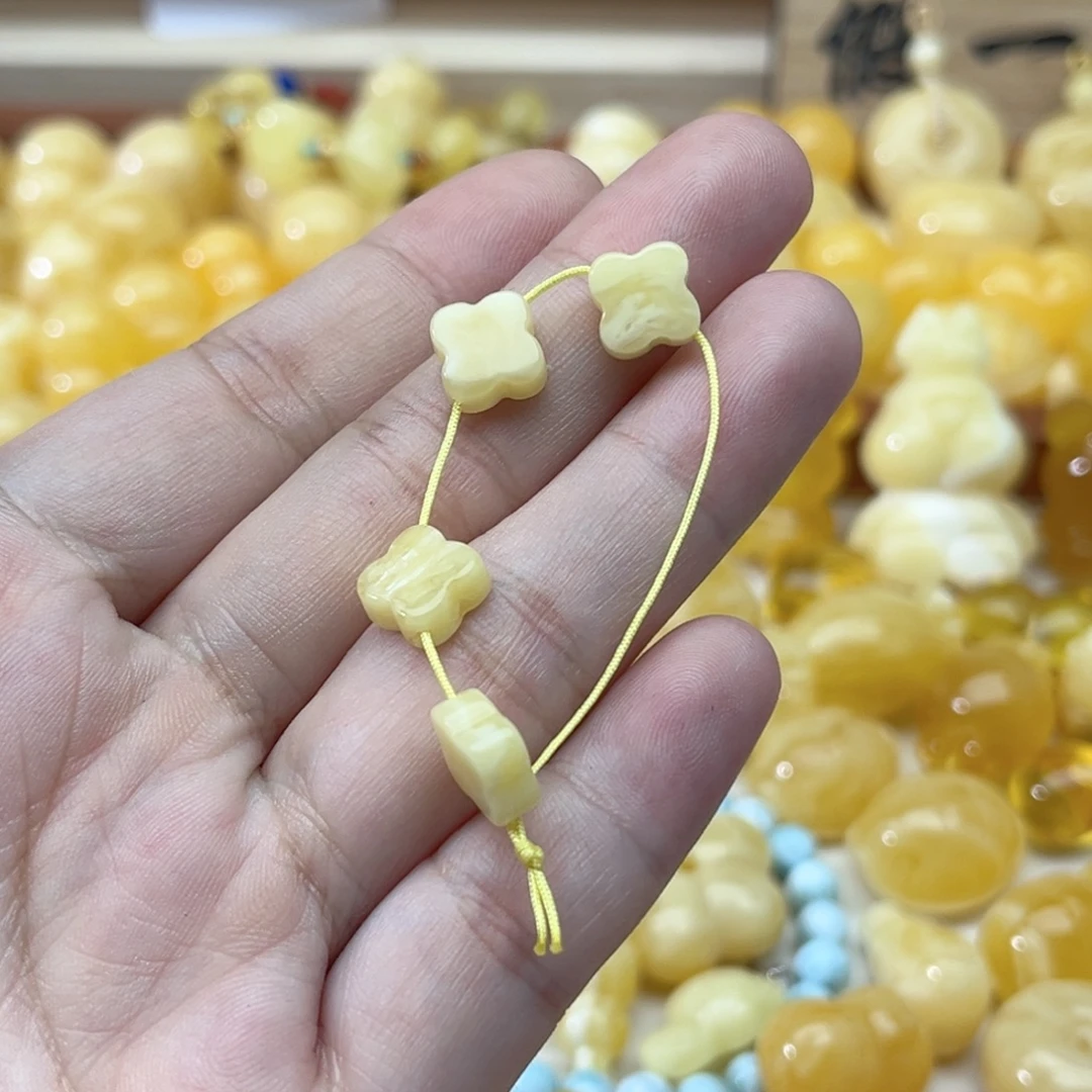 未镶嵌蜜蜡耳饰天然
