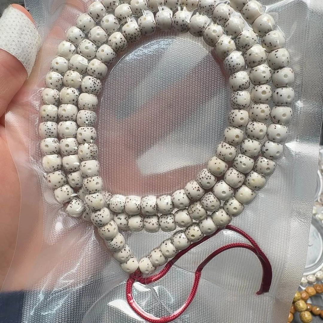 星月菩提吊坠7.6原白108颗颗带月